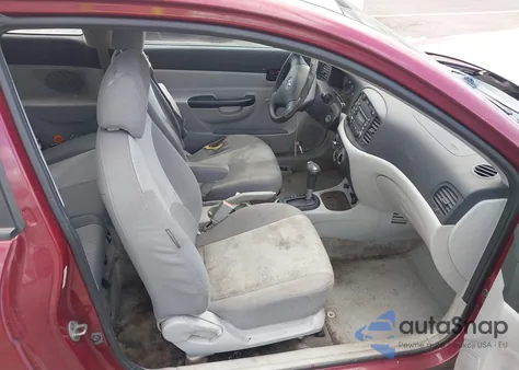 2007 Hyundai Accent Gs z USA, uszkodzony, nr VIN KMHCM36CX7U036376